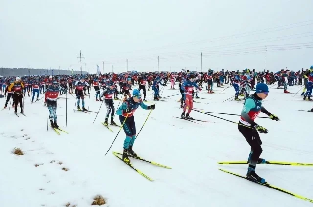 Любители и профессионалы вышли на старт. 