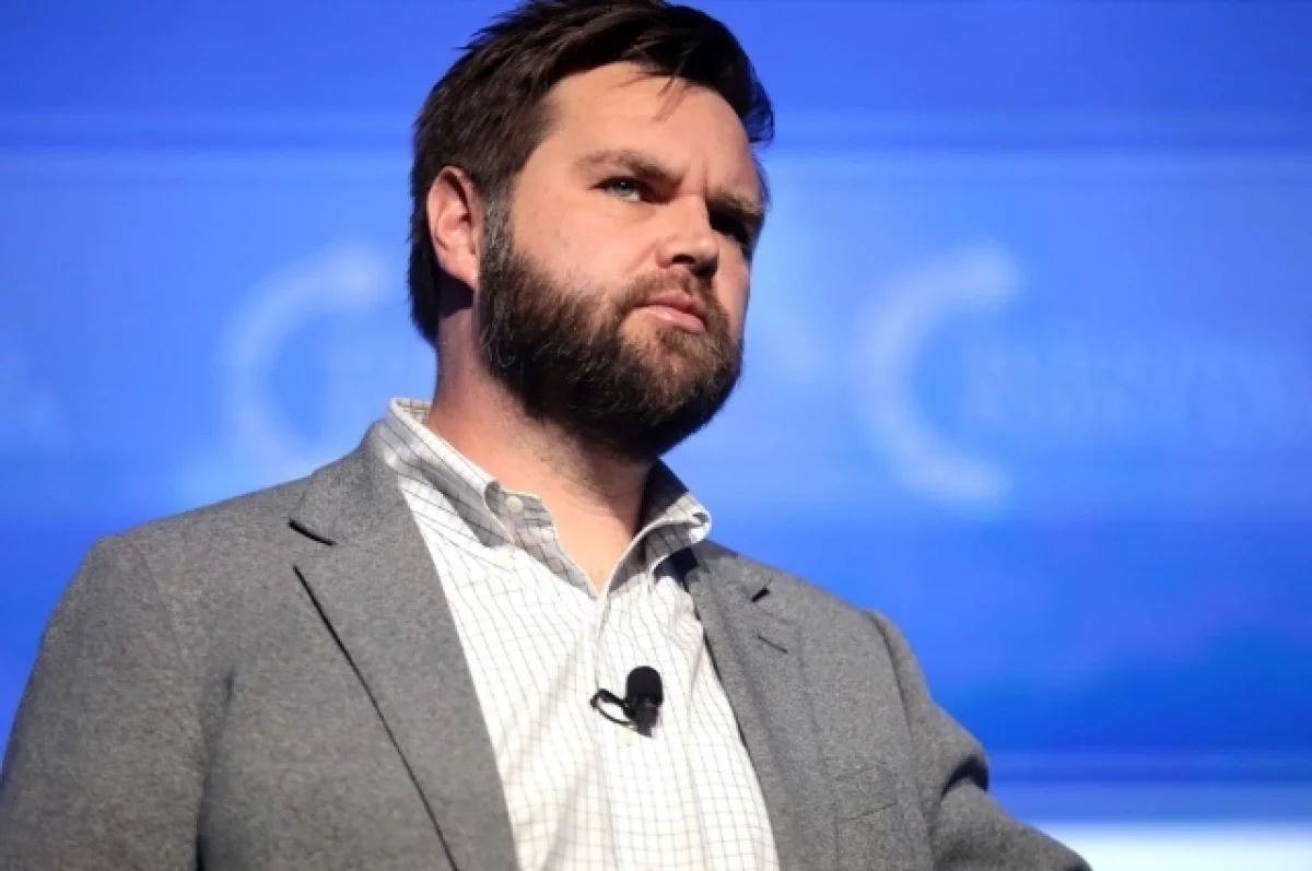 «Остаётся в резерве»: Politico узнала о роли Вэнса в переговорах с Ираном