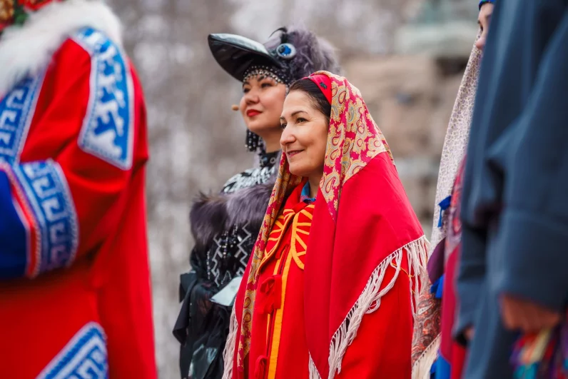 В Ханты-Мансийске (ХМАО) состоялся Окружной фольклорный праздник коренных малочисленных народов Севера «Вороний день».