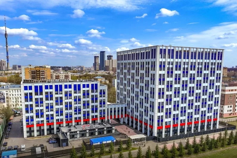 Одно из зданий в новом комплексе будет для призыва срочников, второе – для набора контрактников, а в третьем будут вести учет военнослужащих.