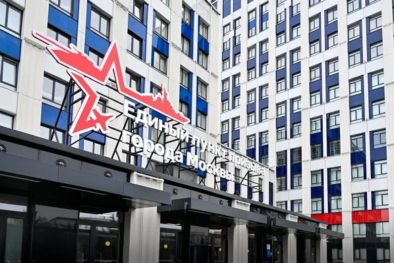 Новый комплекс оснастили лучшим оборудованием, здесь – удобные кабинеты для сотрудников и комнаты приема посетителей.