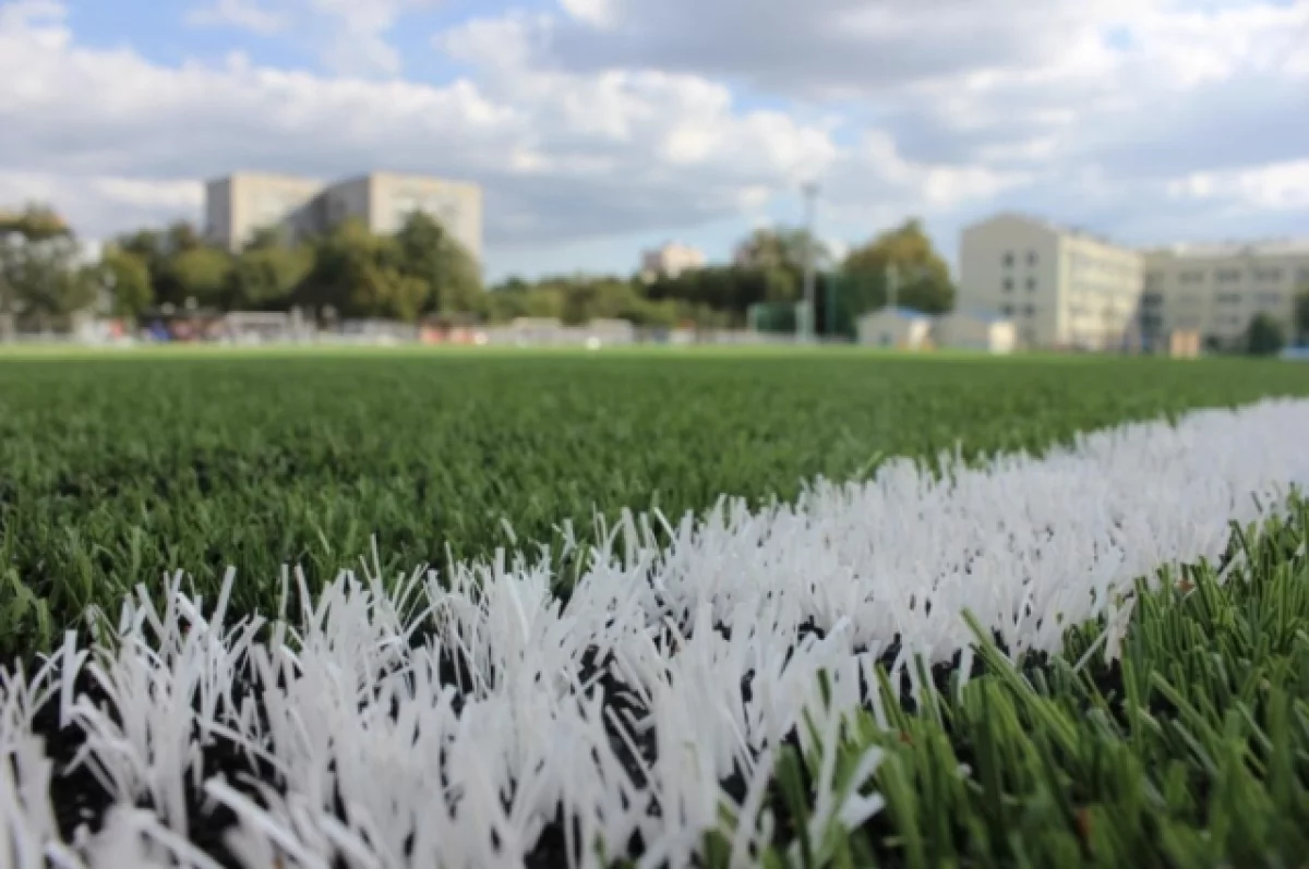 В Кондопоге обещают открыть футбольное поле в июле 2026 года