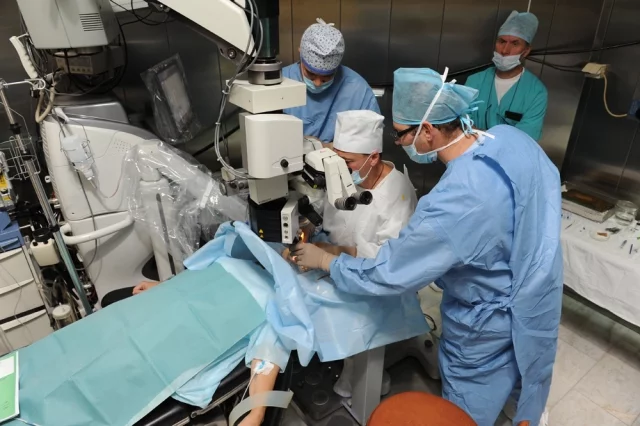 В случае врачебной ошибки пациент имеет право обратиться за помощью в свою страховую компанию. 