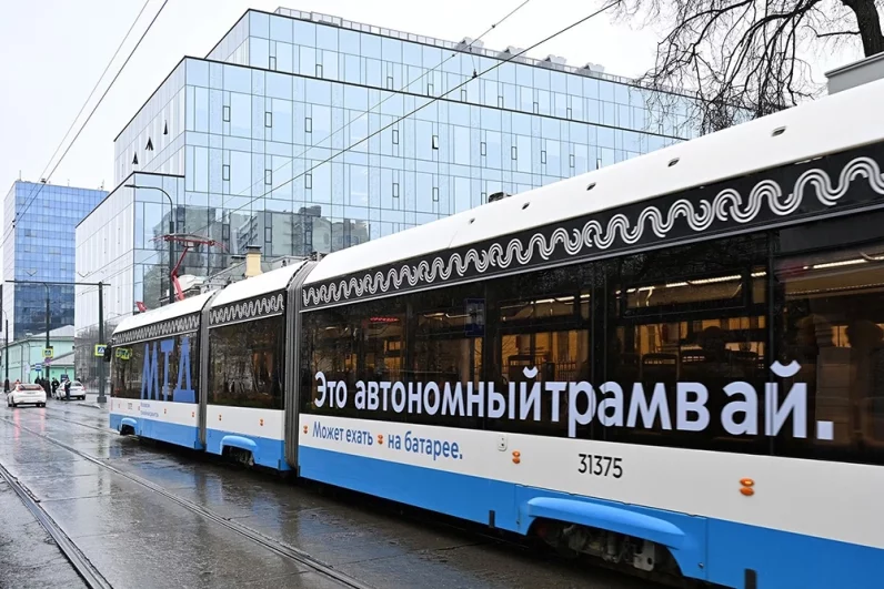 По маршруту Т2 ходят трамваи модели «Витязь Москва» и «Львенок-Москва». В центре города такие красавцы приходят примерно раз в три минуты.