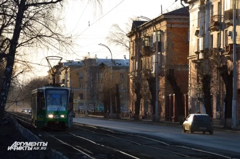 Сам же район, где рос Леонов, до сих пор отчасти выглядит так, будто время здесь остановилось. 
