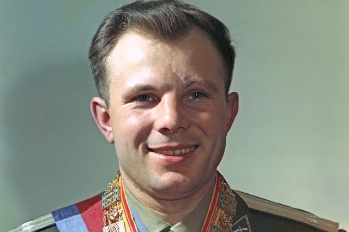 ИИ-версия Гагарина обратилась к жителям Джакарты по-индонезийски