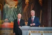 Президент Владимир Путин и мэр Москвы Сергей Собянин посетили пасхальное богослужение в храме Христа Спасителя.