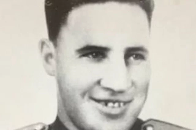 Анатолий Кобзев.