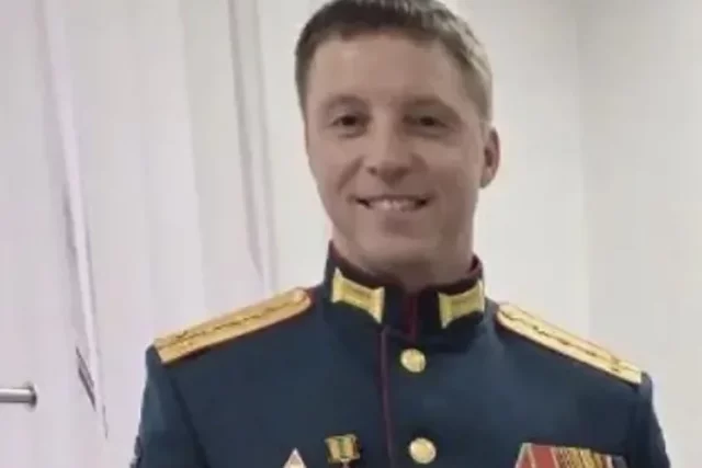 За плечами медика работа на скорой помощи, командировки в Сирию и, наконец, СВО.