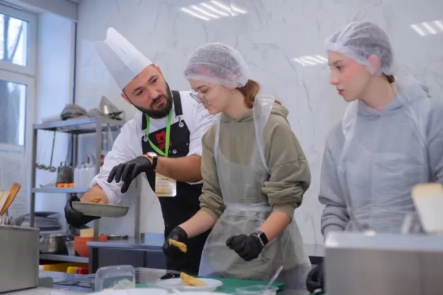 Московский образовательный комплекс «Запад».