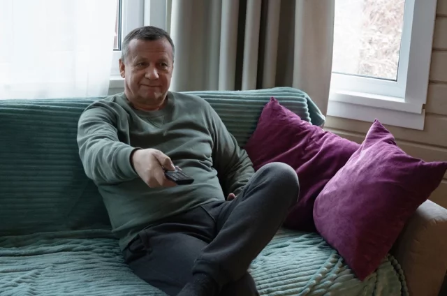 Длительное сидение повышает риск развития деменции.