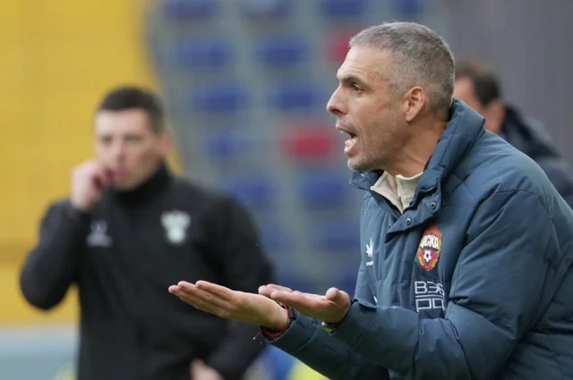 Главный тренер ФК ЦСКА Фабио Челестини в матче российской Премьер-лиги в Москве