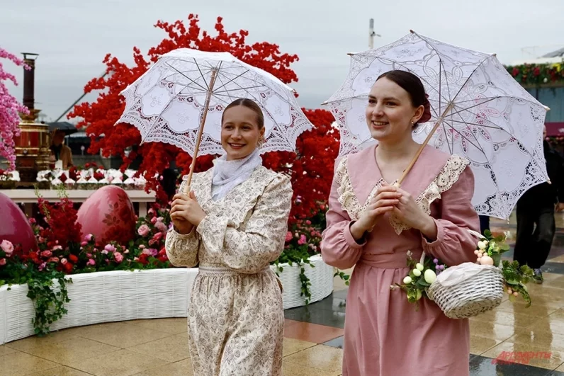 В программе фестиваля – мастер-классы, спортивные состязания и 100 часов театральной сценической программы.