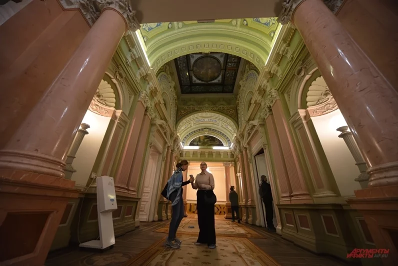 Уже в эту субботу в столице стартуют «Дни исторического и культурного наследия Москвы». Несколько сотен архитектурных достопримечательностей откроют свои двери для жителей города.