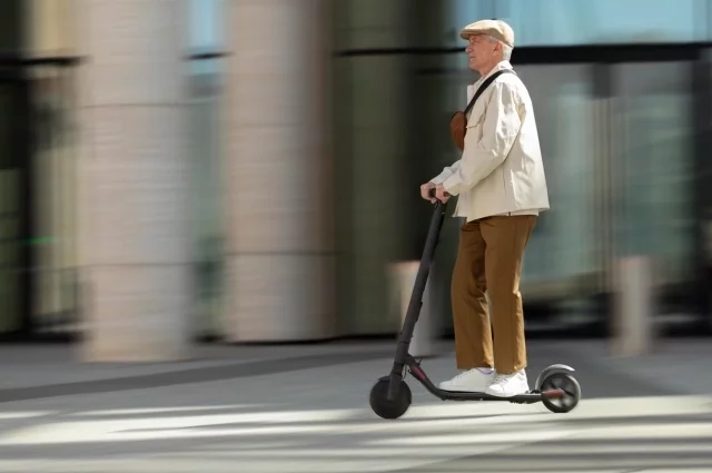 Кировчане опасаются двухколёсного транспорта.