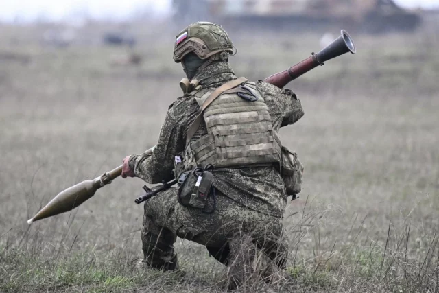 О штурме Славянска говорить пока рано, считают эксперты, но «клещи» вокруг гарнизона ВСУ неумолимо сжимаются.