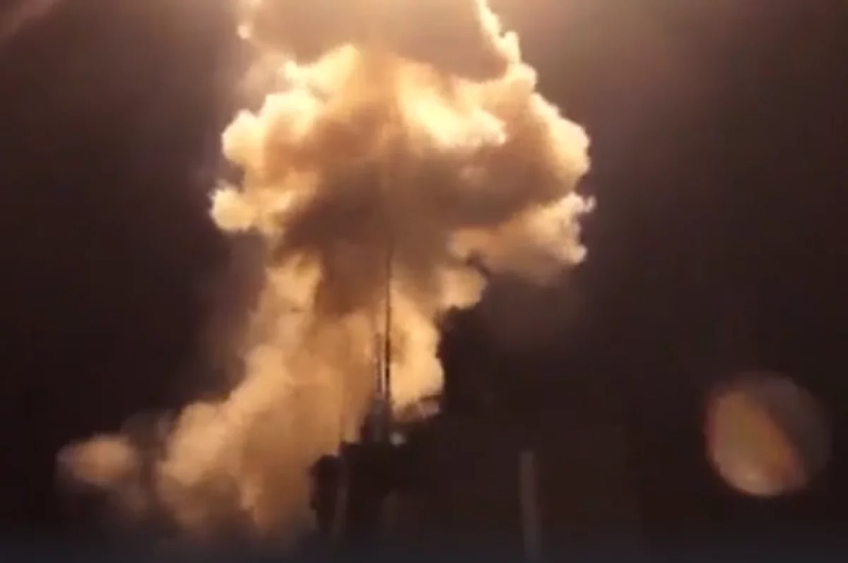 Подарки Зеленскому от Макрона и НАТО горят в Одессе: тайный груз взорван