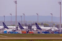 Если ситуация в Ормузском проливе будет оставаться неизменной до конца весны, объемы авиаперевозок пассажиров и грузов в ЕС сократятся значительно.