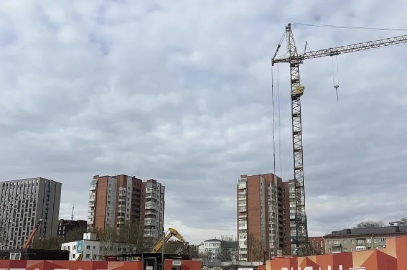 На месте недостроенной гостиницы построят многофункциональный жилой комплекс.