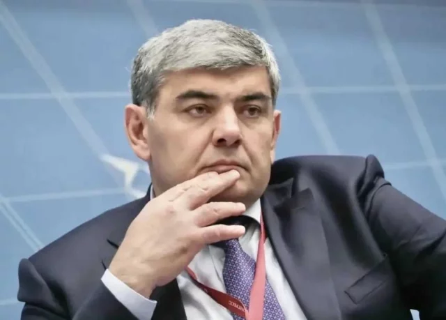 Глава региона Казбек Коков считает, что курорт должен сохранить самобытность и колорит региона, а не повторять стиль европейских локаций.