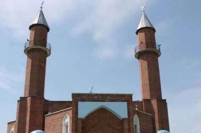 В Казани прошли общественные обсуждения по вопросу выделения земельного участка под строительство новой мечети. 