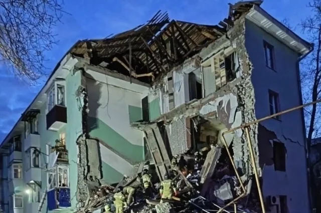 Дом на улице Астраханской частично обрушился после удара БПЛА.