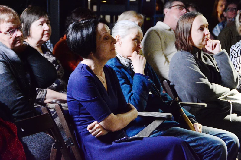 На вечер пришли и многие завсегдатаи «Библионочи», которая проходила в ту же дату.