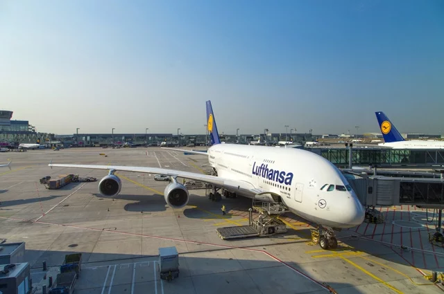 Lufthansa.