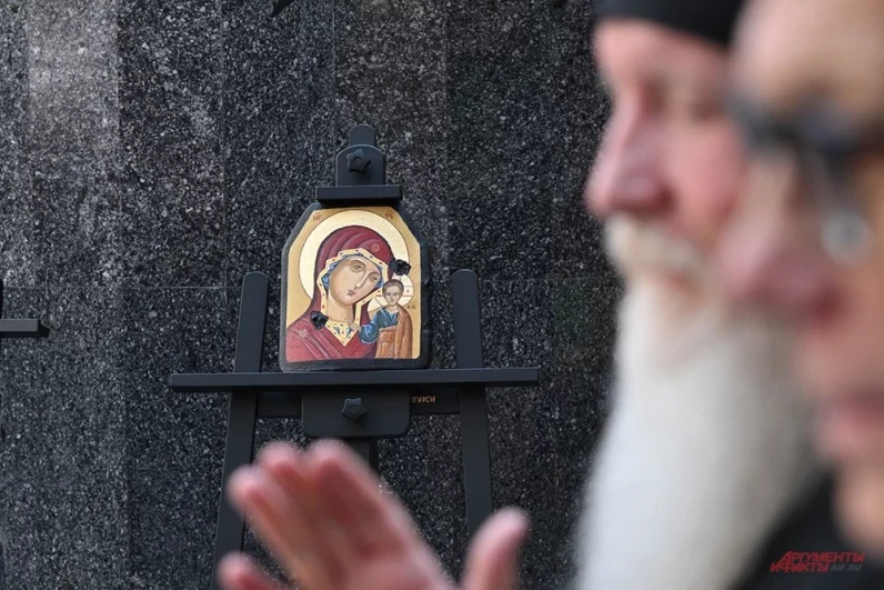 «Давайте воспринимать этот проект как свидетельство тех, кто действительно верит», — предложила официальный представитель МИД РФ.