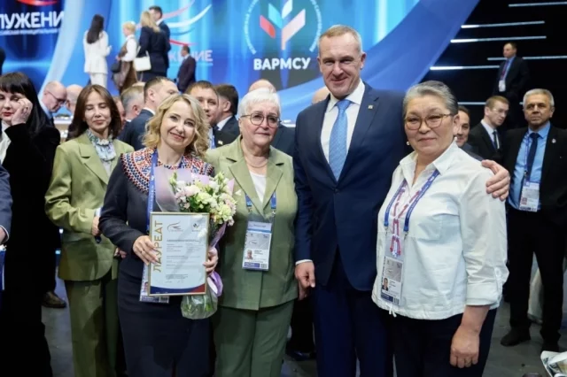 Всего в этом году на конкурс премии «Служение» поступило свыше 60 тысяч инициатив.