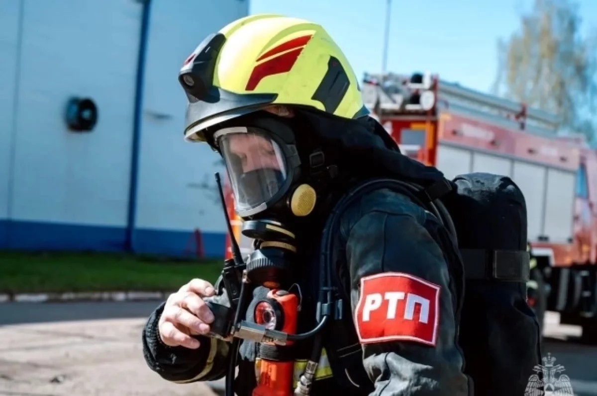 Сотрудники МЧС ликвидировали условный пожар на заводе Термотрон в Брянске