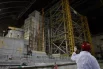 Разрушенный в результате аварии 4-й энергоблок Чернобыльской АЭС под изоляционным арочным сооружением, 15 апреля 2021 года.
