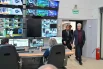 Мэру показывают камеры и системы управления от московских производителей. Столица активно внедряет импортозамещение в сфере ТВ-вещания.
