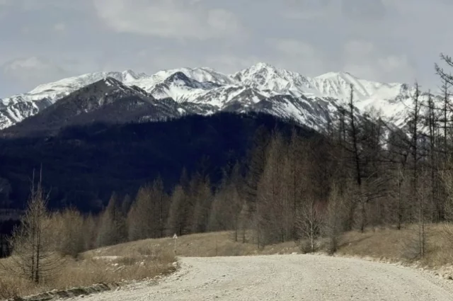 24 апреля на туристов сошла лавина в горах Бурятии