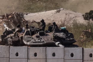 Израильские танки в Ливане.