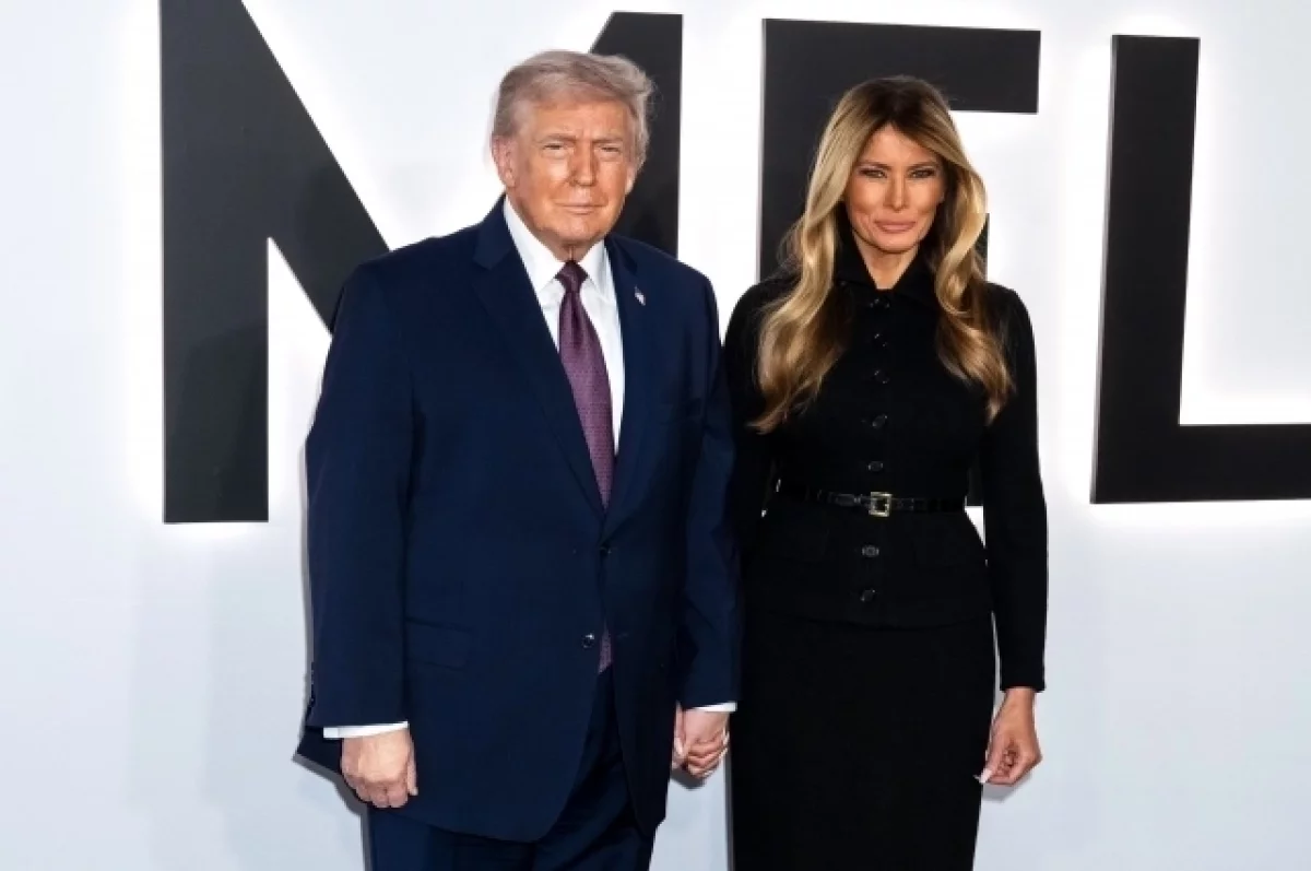 Секретная служба: Трамп и первая леди находятся в безопасности