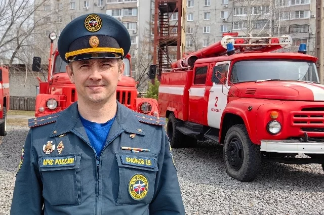 Евгений Крайнов борется с огнём уже больше 20 лет.