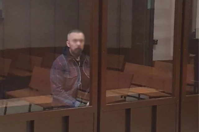 Мужчина хотел организовать похищение через наемников.