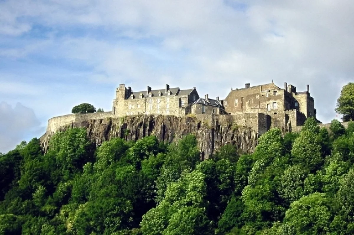 Из Шотландии депортировали самопровозглашенного монарха