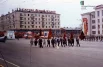 Общий вид Октябрьской площади во время демонстрации 1980 г. 