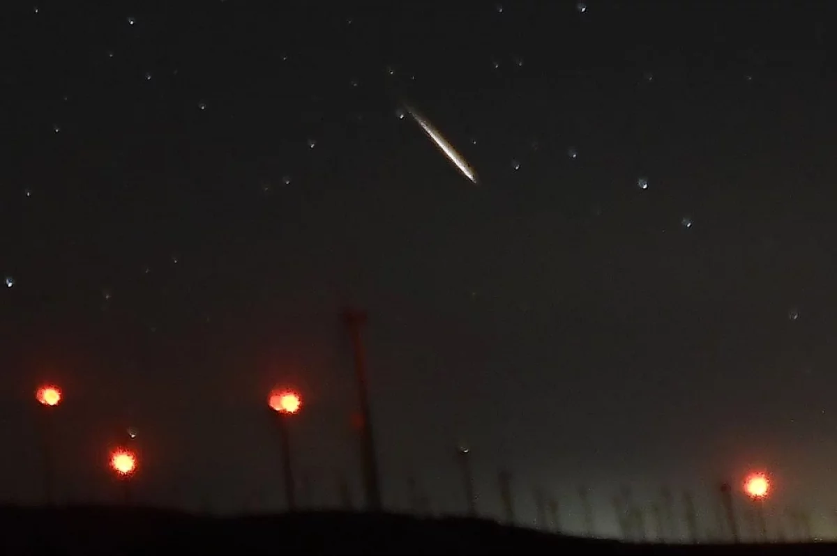 Канадцы испугались падения метеора, который начал гореть в атмосфере