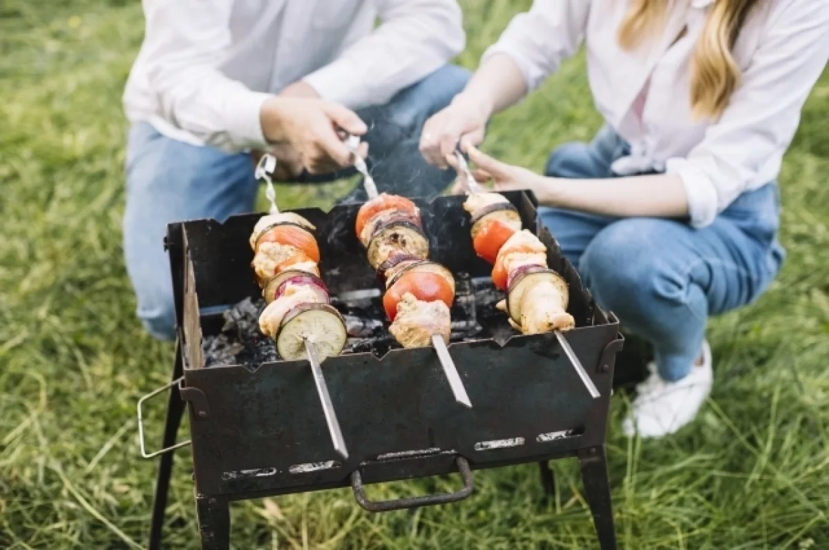 Врач Одерий рассказала, к чему может привести злоупотребление шашлыком