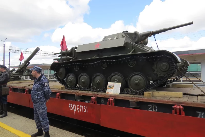 Советский лёгкий танк Т-70.