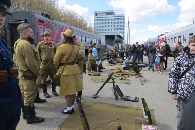 Выставка стрелкового оружия.