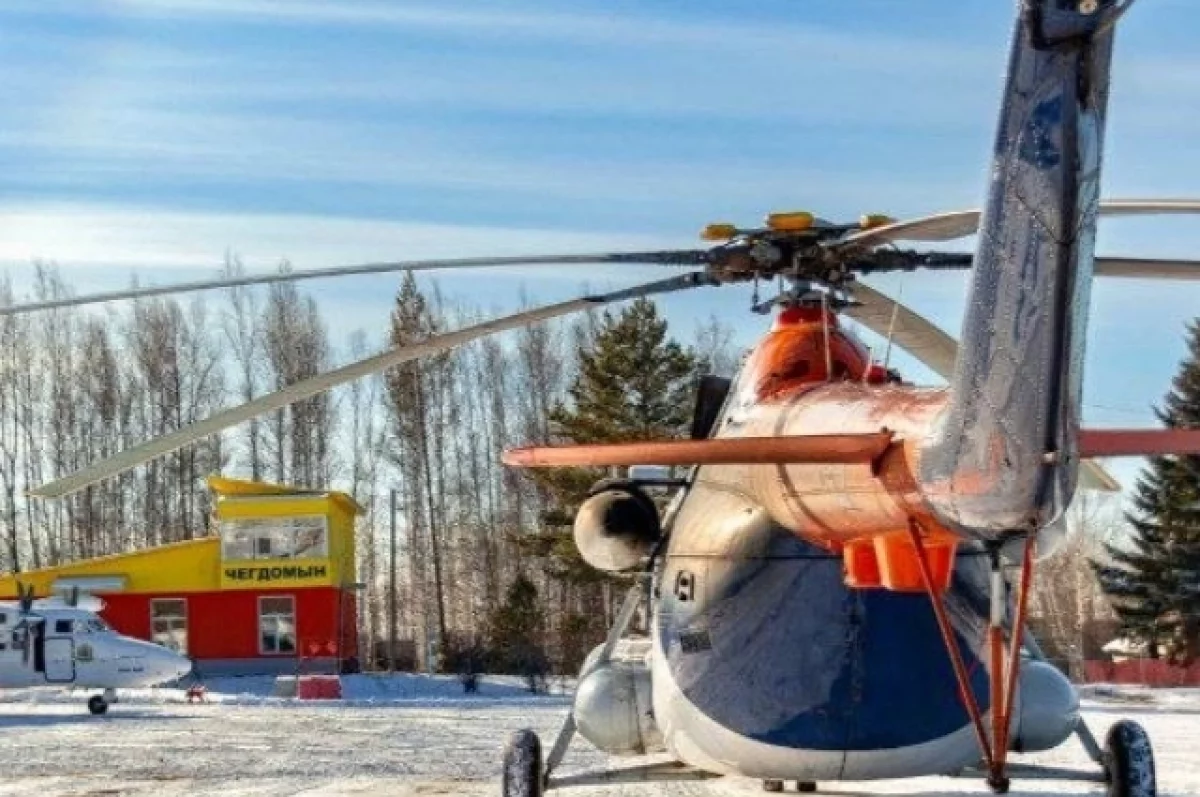 В Коми пассажирский вертолет с вахтовиками совершил жесткую посадку