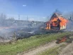 Дачи полыхали в СНТ возле поселка Шушенское.