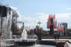 Многим москвичам и гостям города понравилось, как украсили Пушкинскую площадь.