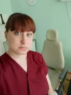 Крутских Анна Викторовна. Работает медицинской сестрой КГБУЗ «Детская городская клиническая больница № 9» с 2012 года. Имеет аккредитацию по нескольким специальностям, работает в кабинетах эндоскопии и врача-оториноларинголога, участвует в волонтёрском движении.