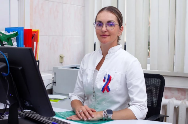 Ярославцева Юлия Валерьевна. Медицинская сестра инфекционного кабинета КГБУЗ «Центр антиСПИД», Хабаровск.