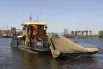 В этом году Московскому коммунальному флоту исполняется 51 год. Один из главных его «работяг» - теплоход-мусоросборщик МС-3. После зимовки речной «дворник» принялся приводить Москву-реку в порядок: очищать дно от ила, а поверхность – от природного и бытового мусора. 